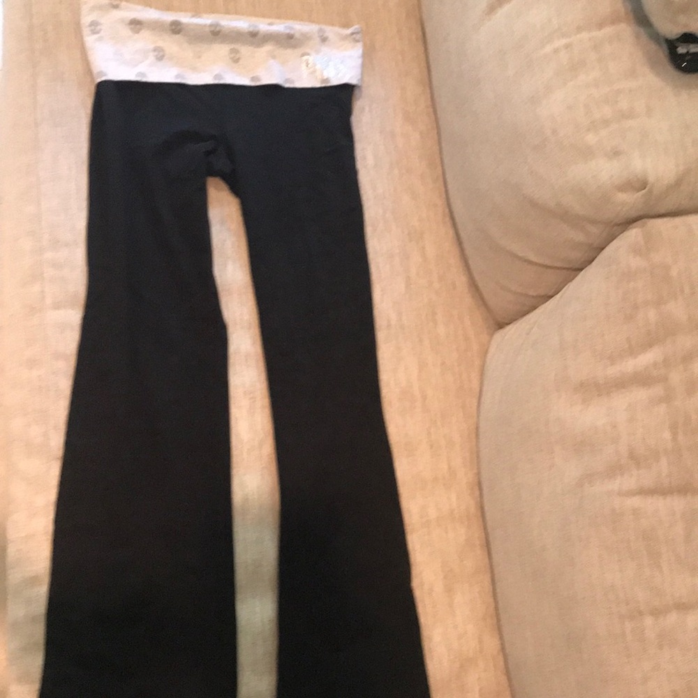 Victoria’s Secret Yoga Pants